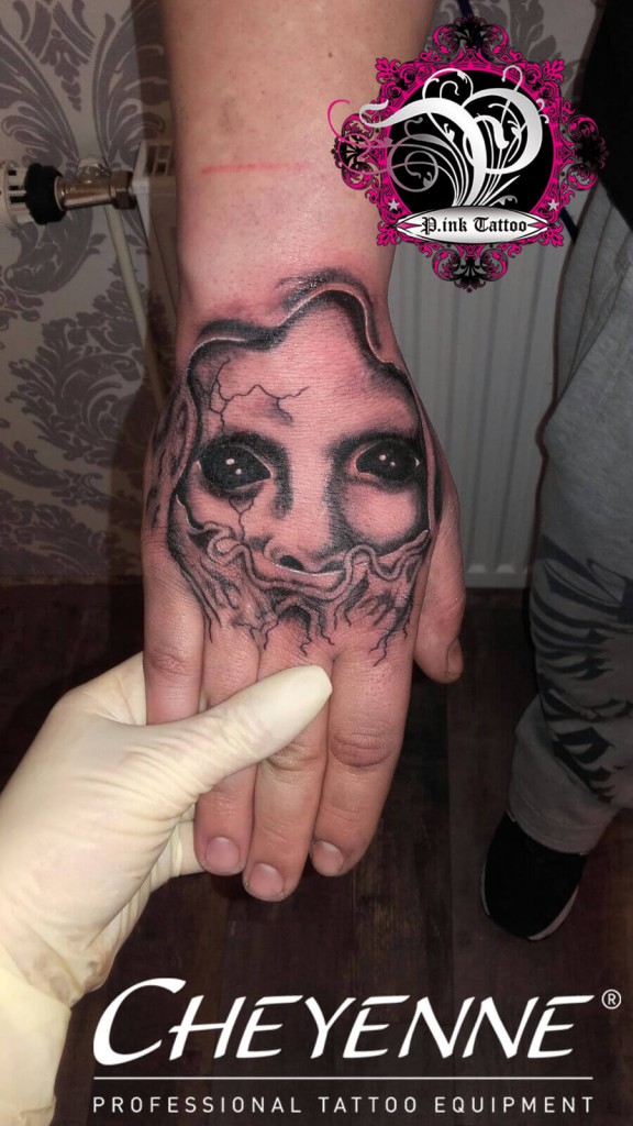 Pink Tattoostudio Coburg - Tattoo 105