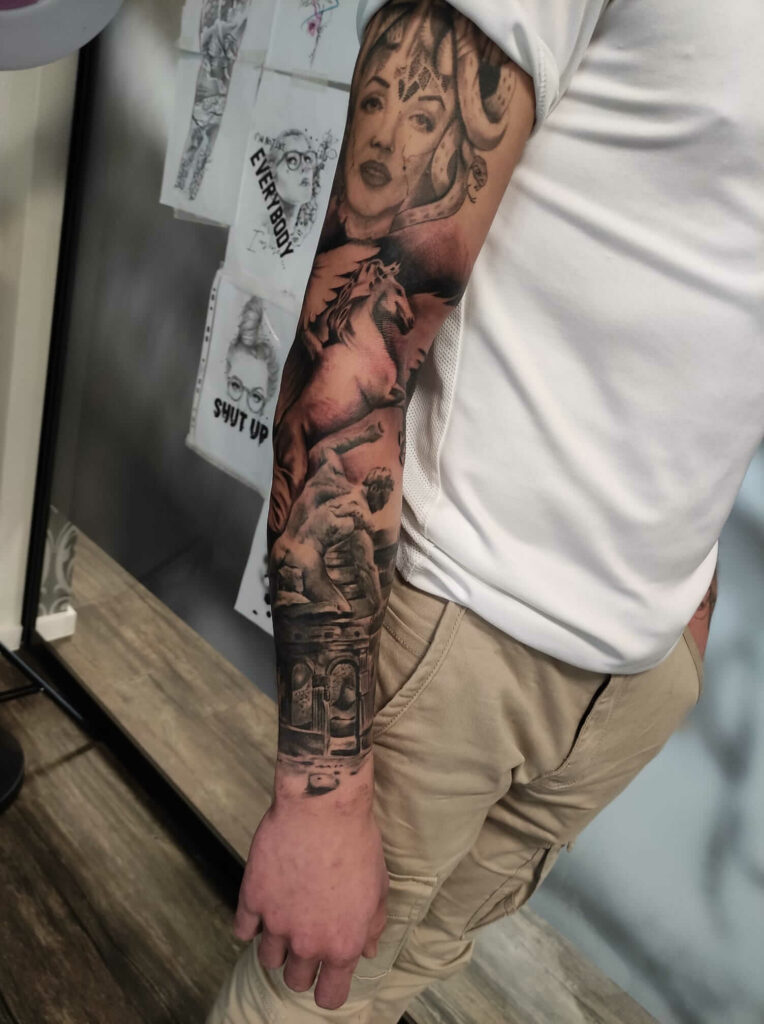 pink tattoo piercing studio coburg